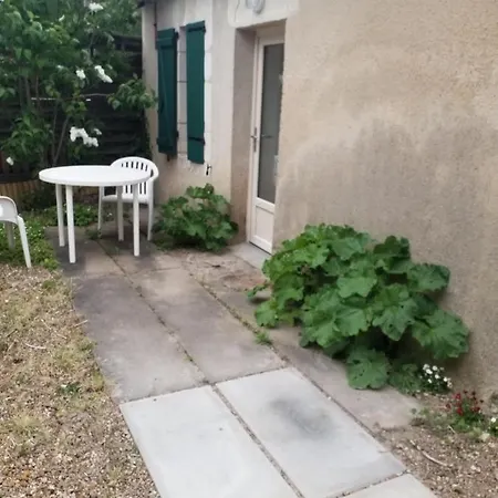 別荘 La Petite Pataudiere Le Guédéniau